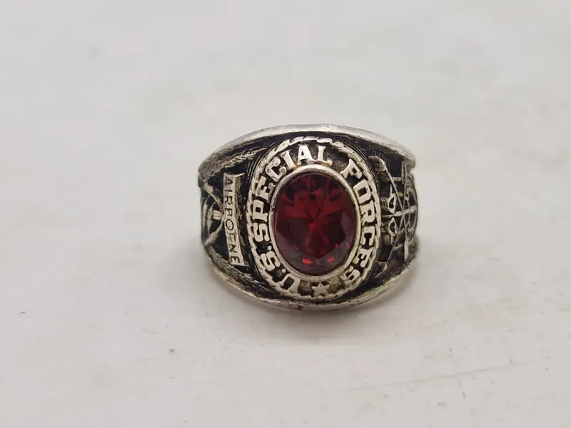 US special forces fingerring