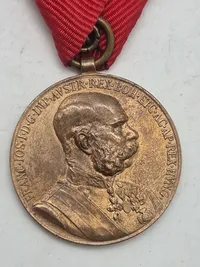 Original jubilæumsmedalje fra 1898, også kendt som "Signum Memoriae".