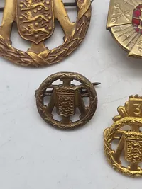 Lot militære idræts mærker og fængselsvæsnet