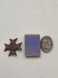 To tyske badges - efterkrigs