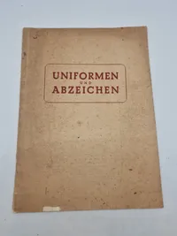 Originalt ww2 hæfte - Uniformen und abzeichen
