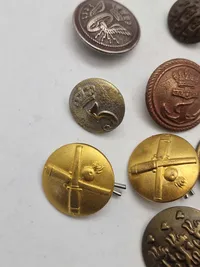 Lot diverse danske knapper