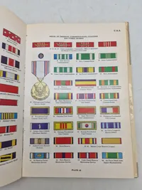 Samling gode opslagsværker omkring medaljer og bars