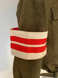 Originalt M/1944 battledress med hjv armbind