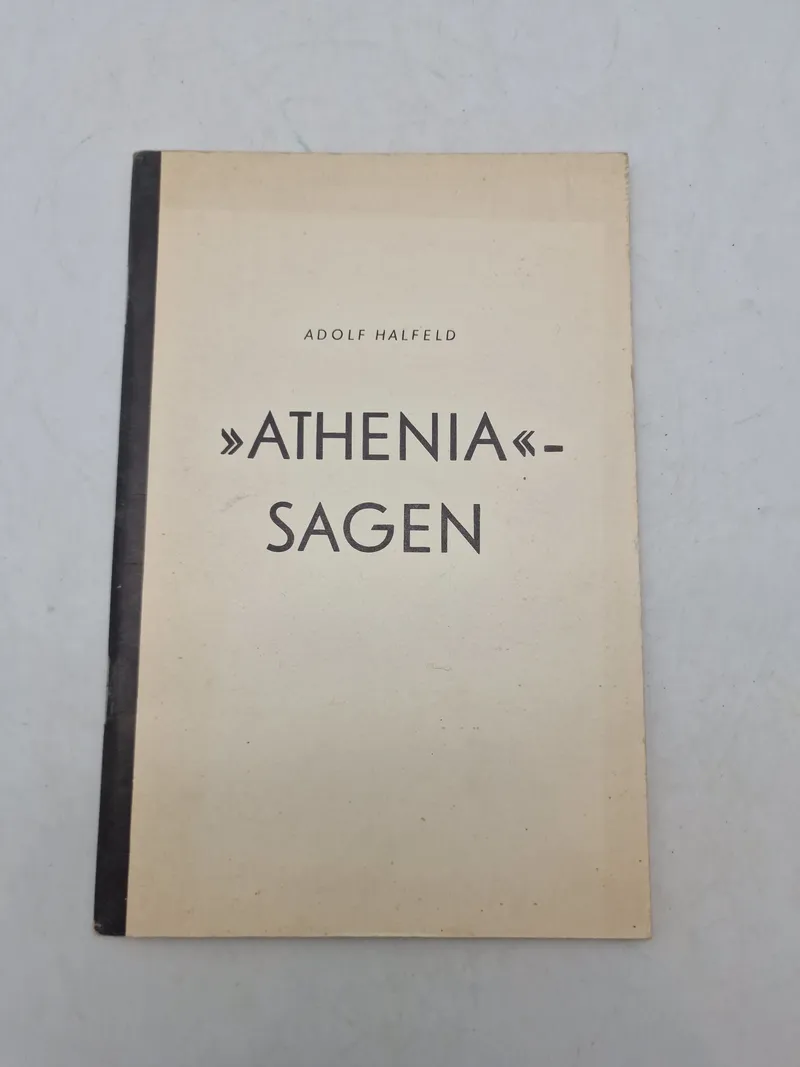 ATHENIA«-SAGEN" af forfatteren Adolf Halfeld. Bogen handler  om hændelsen med passagerskibet Athenia, som blev torpederet af en tysk ubåd i 1939, kort efter udbruddet af Anden Verdenskrig.