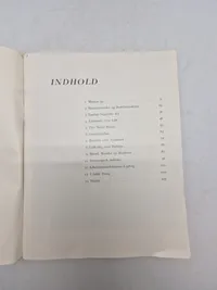 Originalt eks af  "Bomber over Tyskland". Illegal bog 
Titel: "Bomber over Tyskland".
Undertitel: "En officiel Beretning fra U. S. Army Air Force om den 8. Bombe-Kommandos første Aar i Europa".