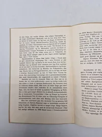 "VORE TO HÆRE - Et Arbejdsløshedsproblem". 
Hæftet indeholder "NOGLE BETRAGTNINGER AF A. P. MØLLER".
Det blev oprindeligt offentliggjort i Berlingske Tidende den 19. december 1936.
