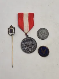 Lot diverse originalt, bl.a. Carlsberg medalje