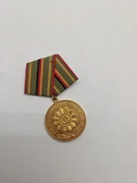 Verdienstmedaille der Grenztruppen der Deutschen Demokratischen Republik" & FÜR HERVORRAGENDE VERDIENSTE"  medalje