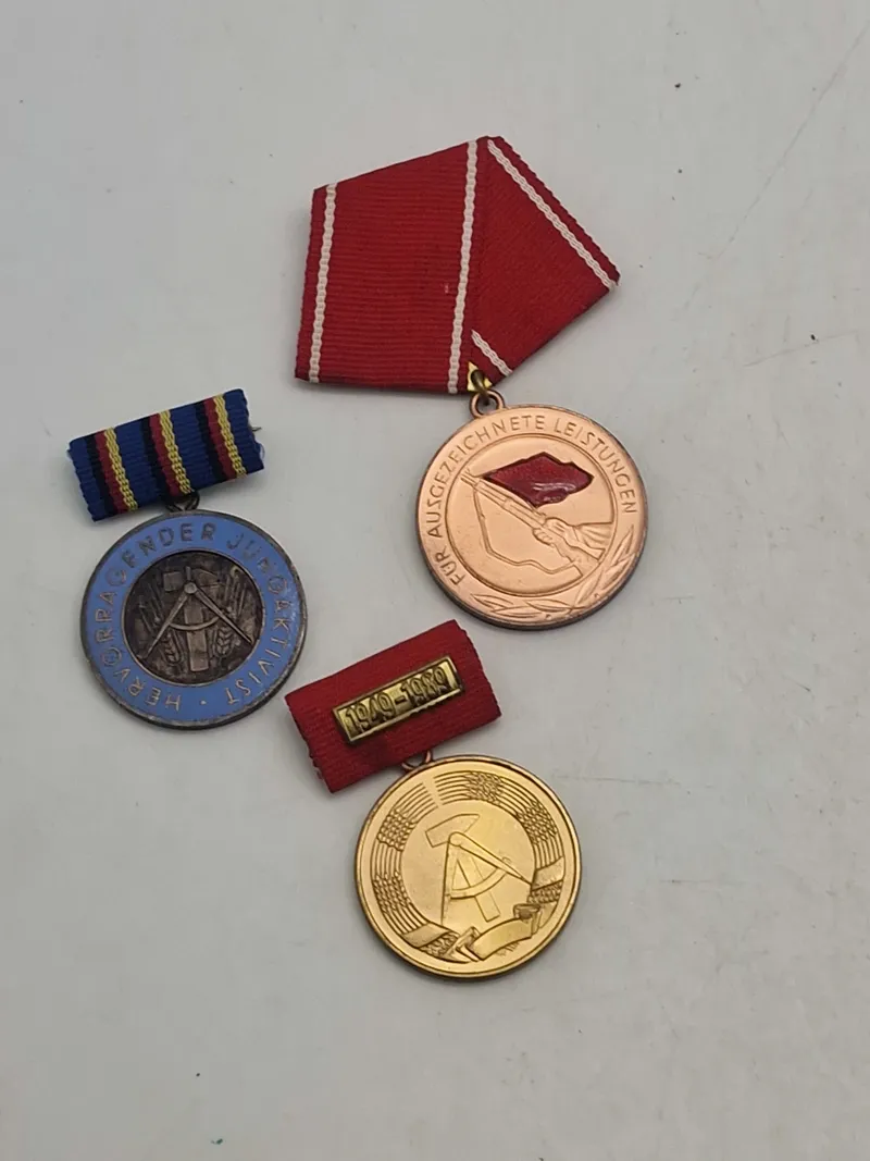 Lot DDR medaljer