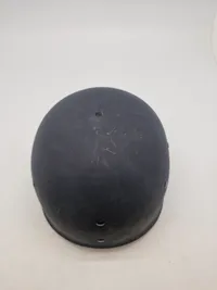 Original hjelm fra det danske politi