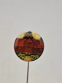 Pins Frederecia