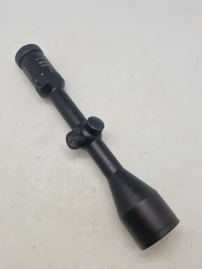 Zeiss kikkert med skade i glas