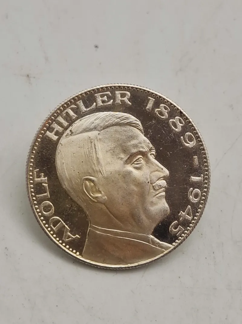 Hitler mønt