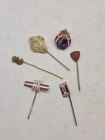 'Samling Danske WW2 pins