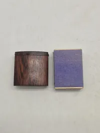 Alfred Klitgaard & Maria Viktor. Æske i massiv palisander 
Tegnet og udført hos Alfred Klitgaard 1926-2005 & Maria Viktor f. 1932.
Stemplet Klitgaard. Denmark.