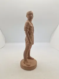 Original terrakottaskulptur med titlen "SCOUTEN" af den danske kunstner Holger Christensen (1890-1965). REPERATION VED HOVED