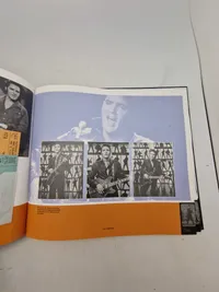 Stort Elvis Presley opslagsværk