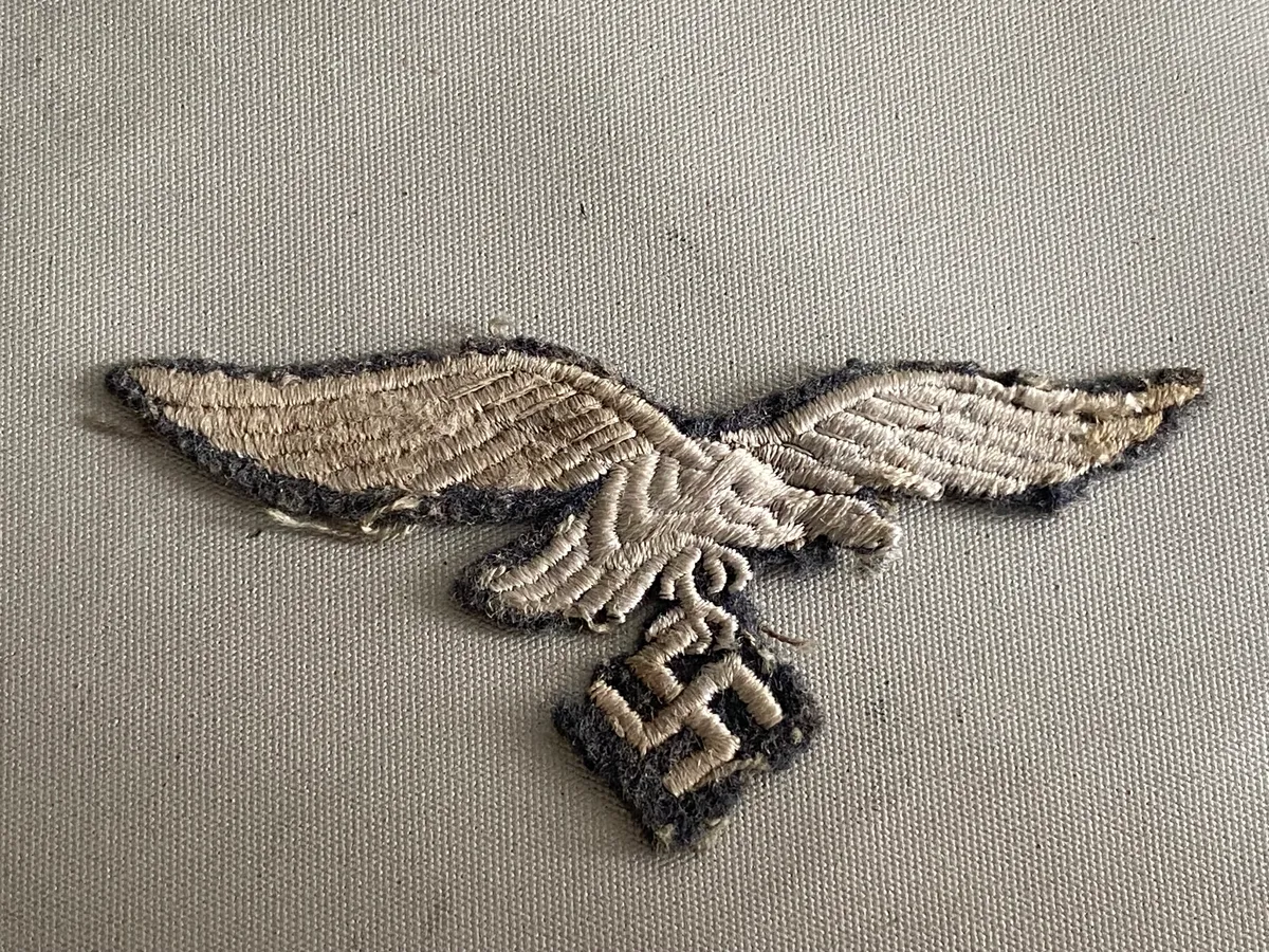 Original Luftwaffe uniforms ørn
