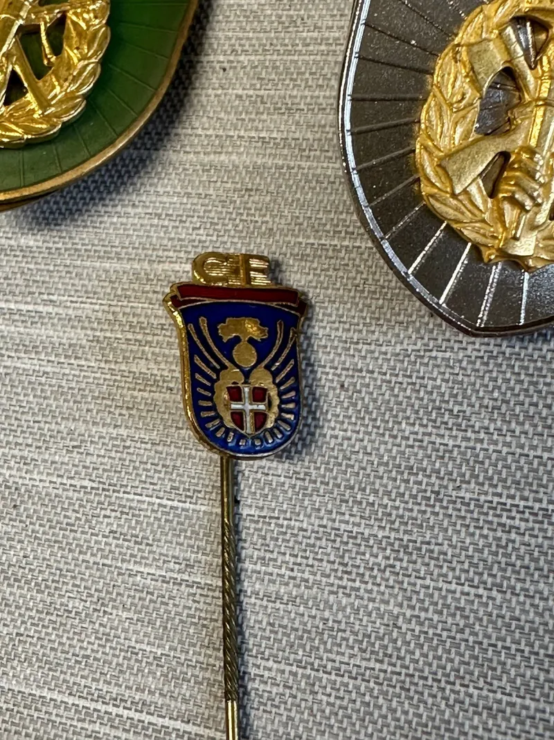 Samling Diverse militaria CF, HJV