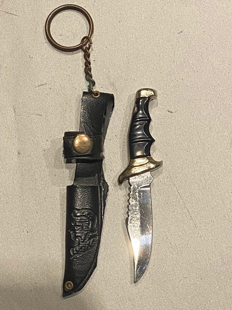 Miniature kniv