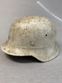 Original tysk hvidmalet stålhjelm ww2