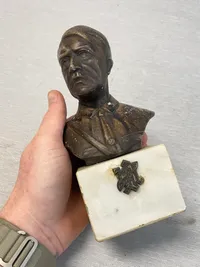 AH buste - Postwar