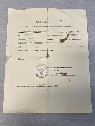 Sjælden original tysk passérseddel skrevet på borger i Frederikshavn