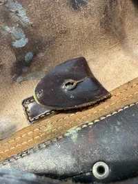 Originalt tysk P08 hylster - modificeret til brug efter krigen