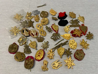 Samling danske regiments mærker