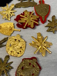 Samling danske regiments mærker