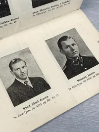 Sjælden originalt efterlysnings hæfte på danske SS’ere, krigsforbrydere mm.