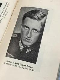 Sjælden originalt efterlysnings hæfte på danske SS’ere, krigsforbrydere mm.