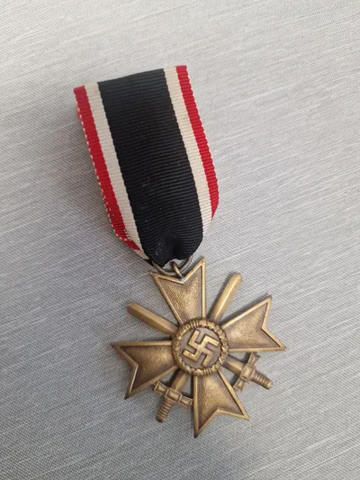 Originalt KVK med sværd