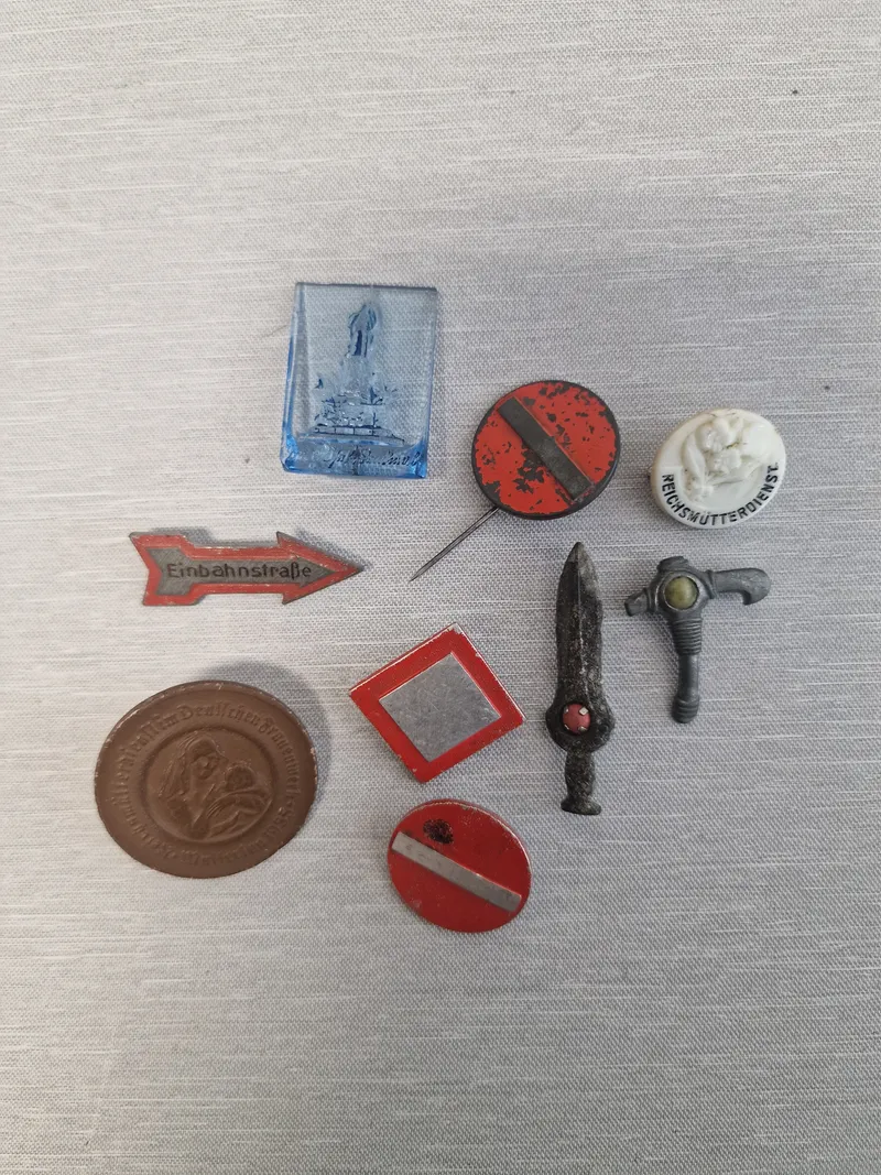 Original samling Tysk WHW mærker WW2
