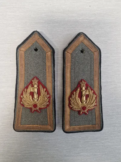 Originale Italienske WW2 fascistiske skulderstropper