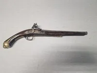 Original 17 tals flintepistol med guldindlæg