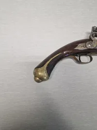 Original 17 tals flintepistol med guldindlæg
