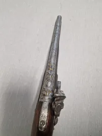 Original 17 tals flintepistol med guldindlæg