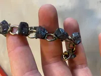 Armbånd med sten