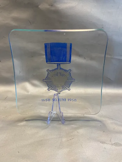 Livgarde glas plakette