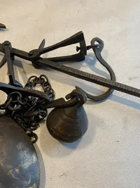 Originalt sydeuropæisk krudthorn og vægt