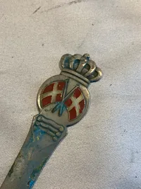 Originalt Kong Christian X lot med sjælden æske til kongemærket