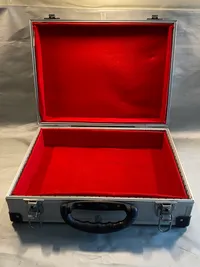 Stor aluminimumskasse til møntopbevaring mm.