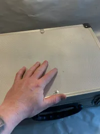 Stor aluminimumskasse til møntopbevaring mm.