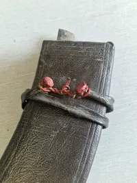 Khukri kniv passer ikke ordentlig i skeden