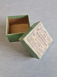 Ældre original ammunitions æske