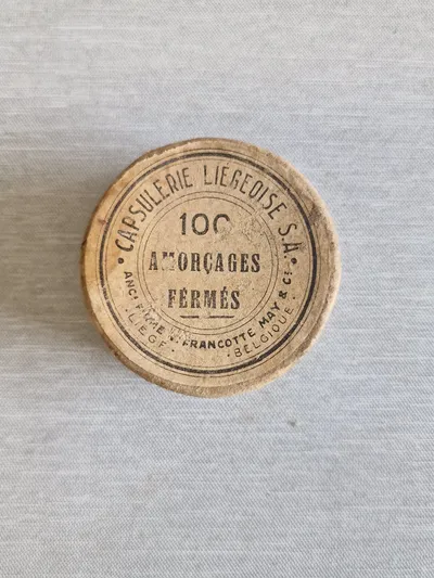 Ældre original ammunitionsæske