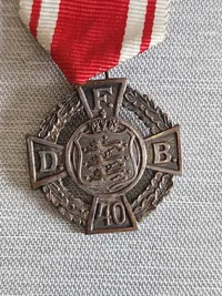 Originalt Lot de danske forsvarsbrødre