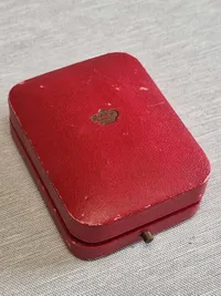 Georg Jensen kongemærker m. æske (2)